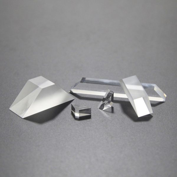 Custom High precision Optical BK7 Glass Suncatcher Crystal Prism Right Angle Triangular Prism With AR coating