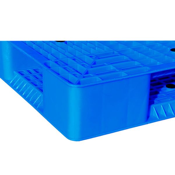 Heavy Duty 4 Way Entry Plastic Pallet For Warehouse Racking Use