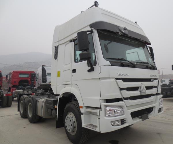 6x4 420 hp prime mover truck , howo tractor truck Standard Cabin