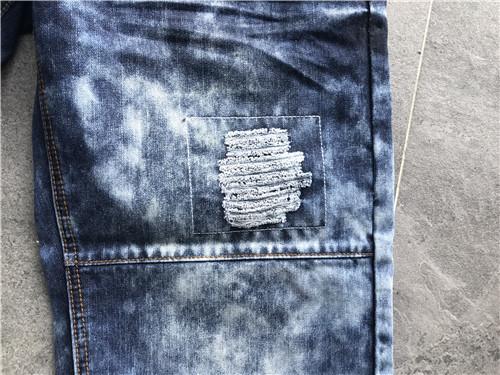 Menswear Stretch Bermuda Shorts , Medium Wash Mottled Bermuda Jean Shorts TW74852