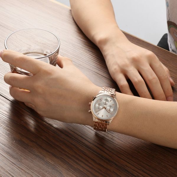 Stainless Steel Strap Men Wrist Watch , Movement Alloy Watch Customized Logo