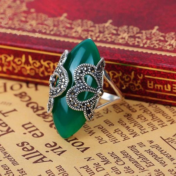 925 Vintage Sterling Silver Marcasite Ring with Green Onyx (R111704)
