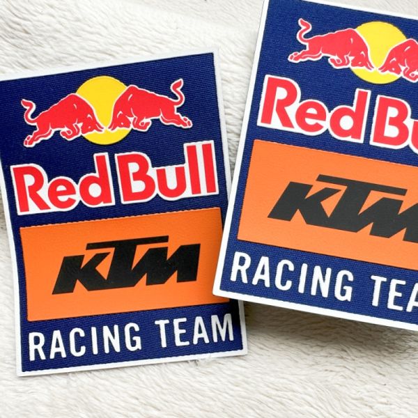 Screen Printing Custom Clothing Patches Silicone Logo On Woven Label