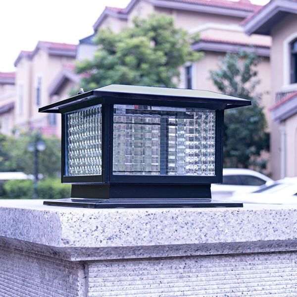 Outdoor Modern Solar LED Pillar Lamp for Courtyard Park Lighting Input Voltage V 3.7V