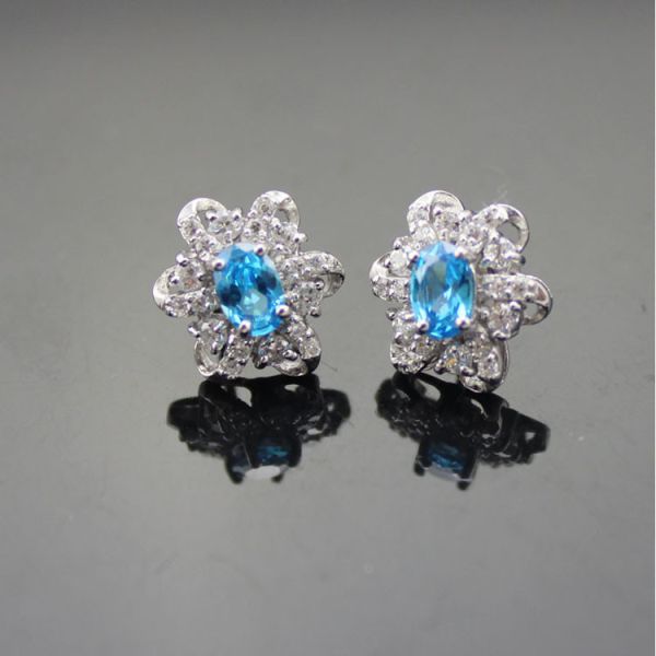 Sterling Silver Oval Blue Topaz Clear Cubic Zircon Earrings（E01）
