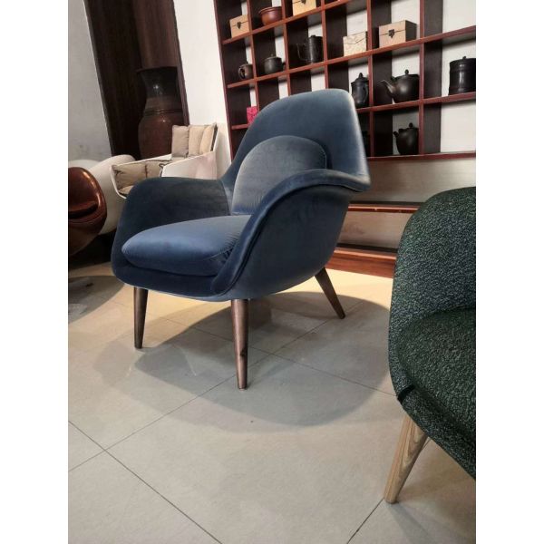 Luxury European Designer Living Room Upholstered Fabric Relax Lazy Easy Arm Swoon Lounge Chair