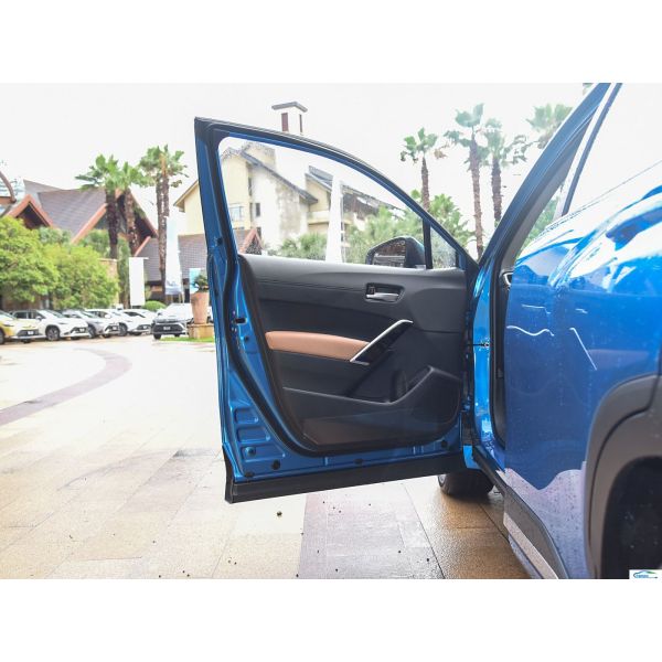Manual Copilot Seat Adjustment for Frontlander Fenglanda Toyota 2024 2.0L Dual Engine