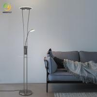 Lâmpada LED de metal minimalista pós-moderna de luxo Ajustável de cabeça dupla Lâmpada de piso de leitura