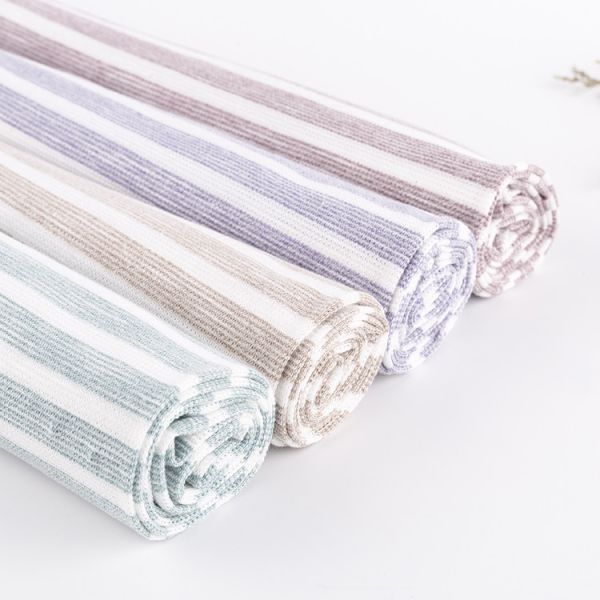 Футболка из текстурированной полосатой ткани, хлопчатка 160 грамм пряжа из окрашенной полосатой ткани