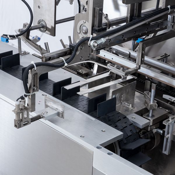 Ampoule Vials Glass Plastic Bottle Automatic Carton  Packaging Cartoning Machine