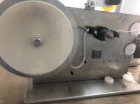 Máquina elétrica de enrolar fita HMEF com comprimento de alimentação 55 mm e espessura de fita 10-25 mm