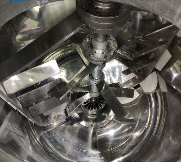 Mezclador emulsionador al vacío automático 50-5000L para la producción de crema cosmética