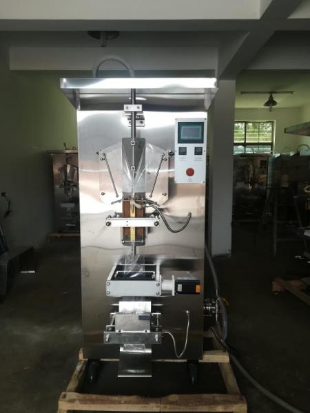 Máquina líquida 500ml de Juice Sachet Pouch Filling Packing da água