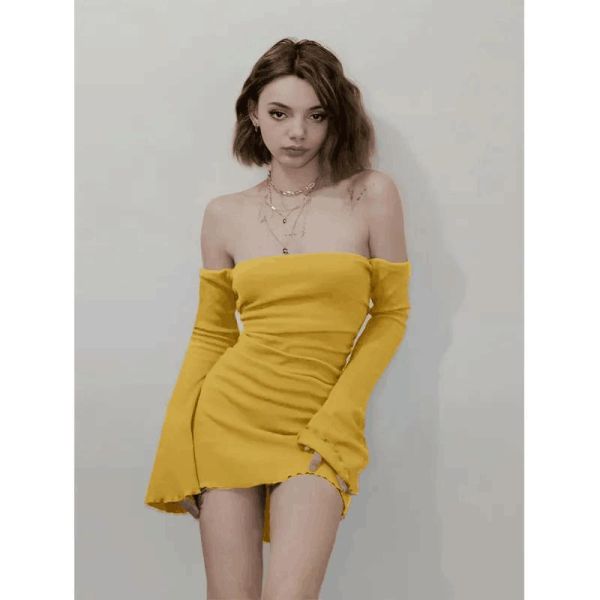                  Sexy Dress Fashion Solid Color Elegant Flared Sleeve Mini Short Backless Knitted Tight Dress Women             