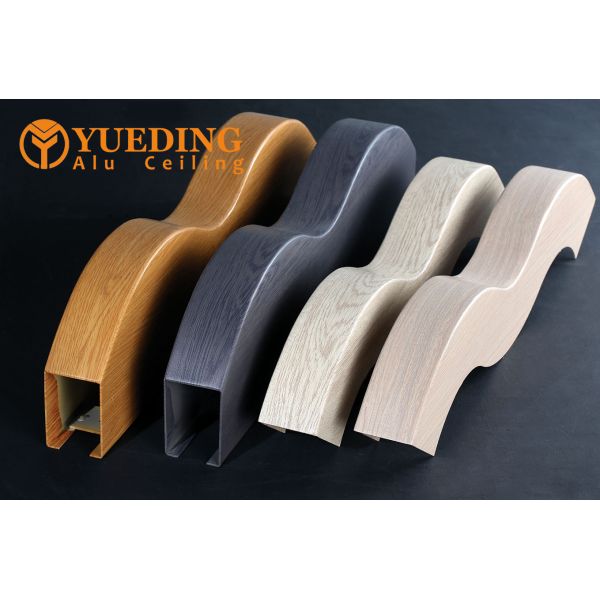 U Baffle Aluminium plafond suspendu Impression de transfert de grains en bois