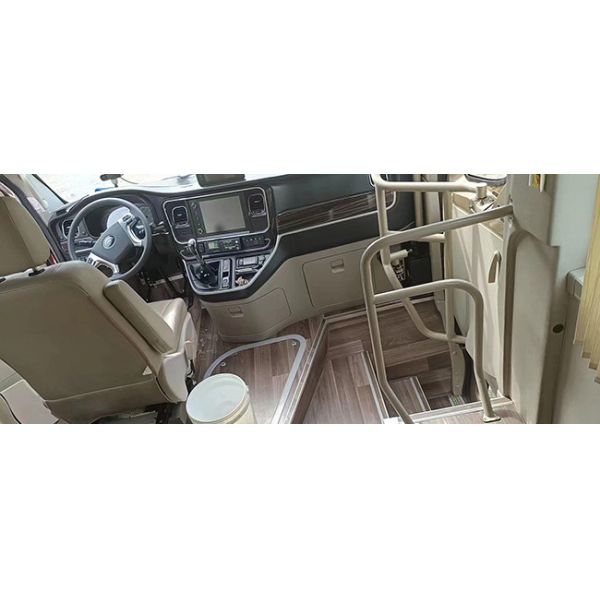 1.6Kw мини Yutong использовало тренера правая рука автобуса управляет 4650kg евро 3