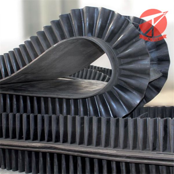 TC140 Специальный дизайн резинового коврового бокового конвейерного ремня