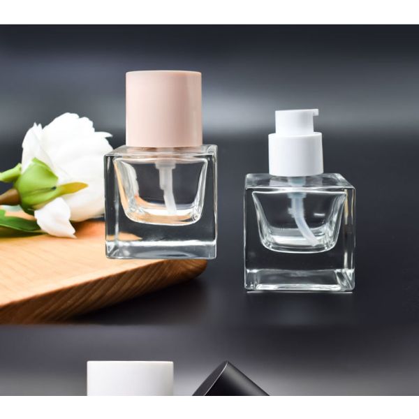 30ml Glass Bottle with Groove Design and Inner Gasket Perfect for Leak-Proof Cosmetic Packaging