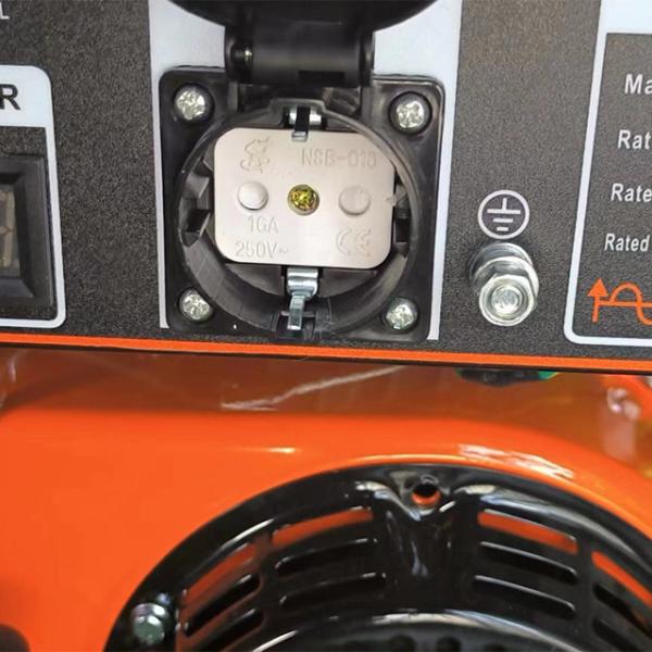 Single Phase Electric Inverter Gasoline Generators Power 230V 2.2kW For Home
