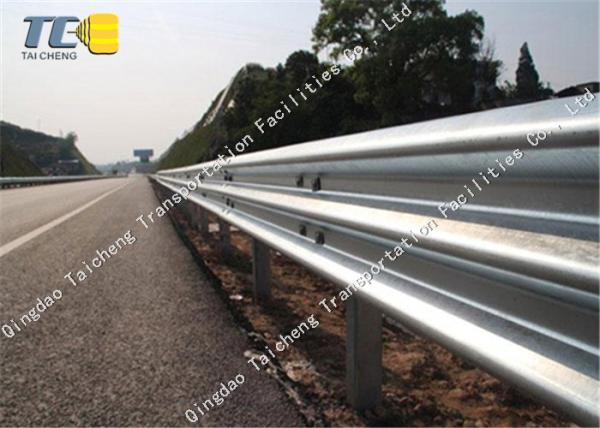 Corrimão da ponte das barreiras de segurança rodoviária do metal da onda para estradas de alta velocidade