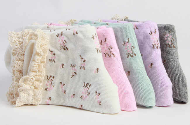 cotton cuff socks with lace