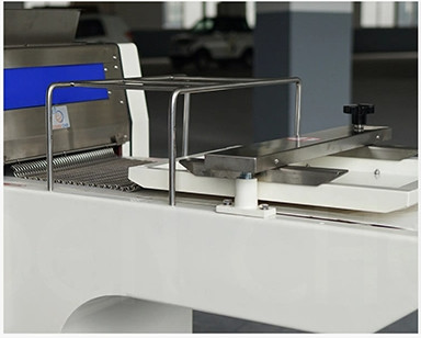 Moulder хлеба хлебца машины 50-600g 1-15mm Moulder теста 2000pcs/H с чистой завивая сеткой