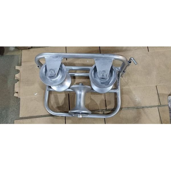 10kN Heavy-Duty Galvanized Aluminum Triple Corner Cable Guide Roller for Smooth Cable Installation