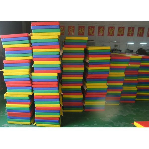 Взбираться ребенка детского сада 4 циновок тренировки гимнастики валика створки вползая