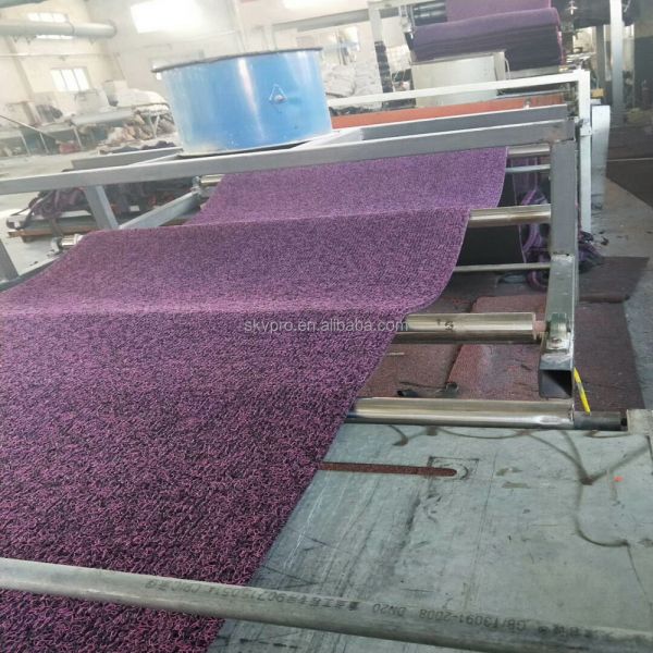 Eco Friendly Anti-Slip Waterproof PVC Coil Mat for Floor Protection and Safety