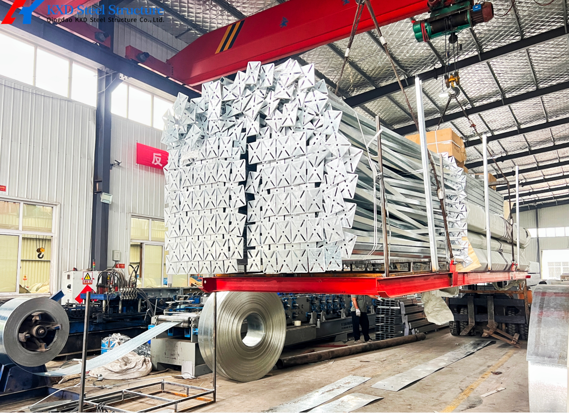 Casa de cervecería moderna estructura de acero cobertizo de ganado de metal dimensiones personalizadas
