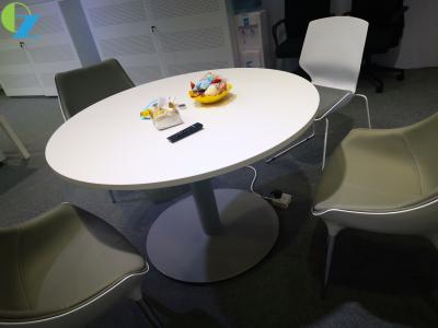 Círculo branco ou mesa de centro da tabela de encontro e mesa quadradas da negociação