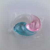 OEM Laundry Pod Capsules de détergent pour les vêtements liquides solubles dans l'eau à l'odeur durable