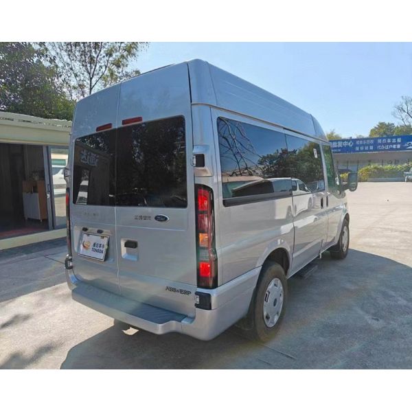 Ford TRANSIT 11 мест Подержанный фургон Hiace Бизнес-автомобиль LHD 140 л.с. Дизельный двигатель 103 кВт