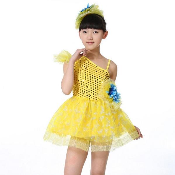 Girl's children's performing stage costumes under the modern clothing dance skirt sequined