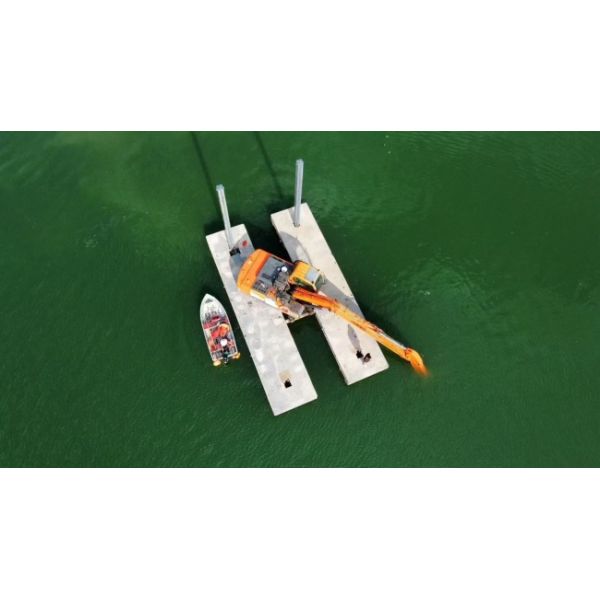 from china 20–30 Ton Amphibious Excavator • Master of Land & Water Marsh Buggy