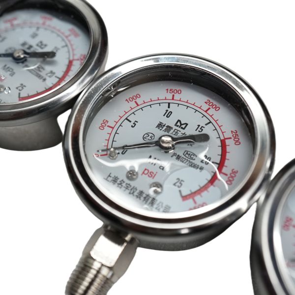 Medición de la presión de la bomba de agua del camión de limpieza (ajuste y visualización de la presión)