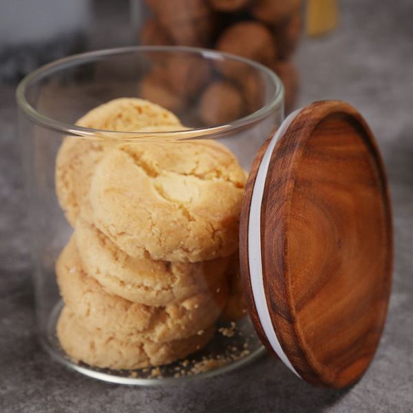 Custom Capacity Stocked Sealed Clear Round Borosilicate Glass Packaging Containers Jar with Wood Lid