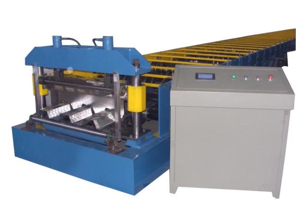 Fully Automatic Deck Floor Roll Forming Equipment 0 - 12 M / Min 28 Roller Stands