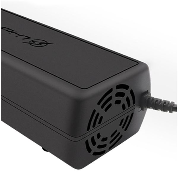 OEM Original 60V5a 72v6a 10a 15a Lithium Battery Charger with Multi Protections and AC100-240V 50/60Hz Input Voltage