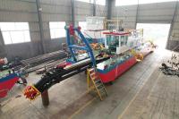 équipement professionnel de dragage de boue de 8 pouces à 26 pouces équipement de dragage de dragage de boue alimenté par le moteur Cummins Marine 200 cbm/h à 1500 cbm/h drague de sable solide