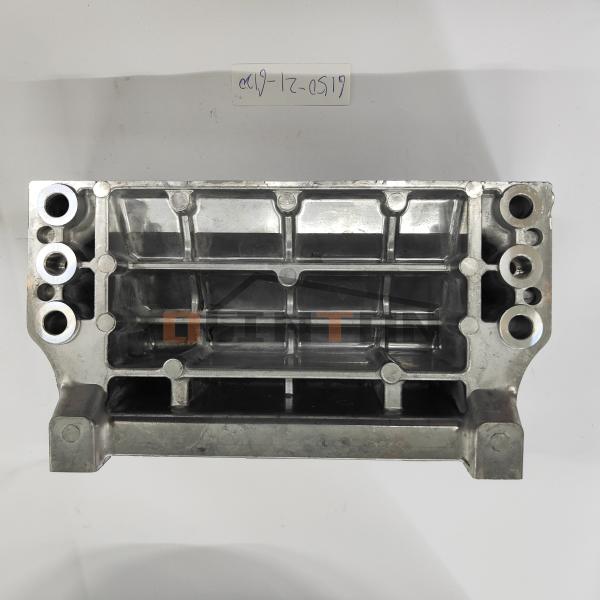 6150-21-6120 Fuel Injection Pump Bracket for PC400-5 6D125 S6D125 Construction Works