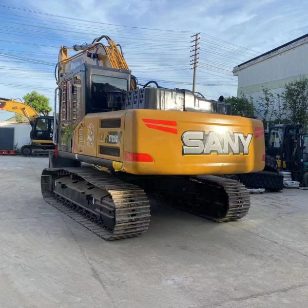 SANY 215C Construction Excavator with 3M³ Bucket Capacity in Excellent Condition