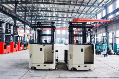Direção electrónica CE 3 Way Palet Stacker Pneus PU de poliuretano