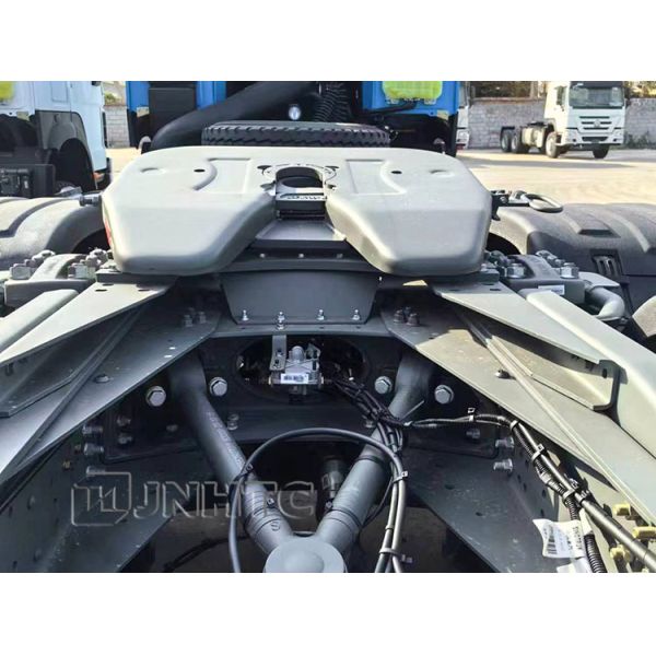 Тракторный грузовик Howo 6x4 430HP 10 колес 25 тонн Sinotruk трактор