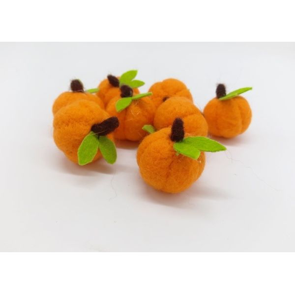 4cm Halloween Pumpkin Wool Felt Balls Creating Halloween Atmosphere