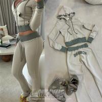 Embroidery personalizado Distressed Crop Top Zip Up Hoodie Sweatsuit Joggers Set de dos piezas de ropa para mujeres