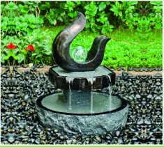 Artistic Cast Stone Garden Fountains Polished Surface With Three Crystal Glass Balls
