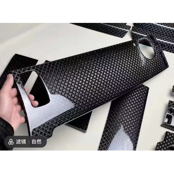 2018 Cullinan Rolls Royce Kit de carrocería de fibra de carbono seco Panel interior de recorte del centro