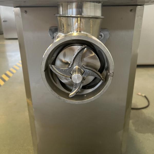 4kw High Output Meat Mincer Machine For Industrial Food Factories