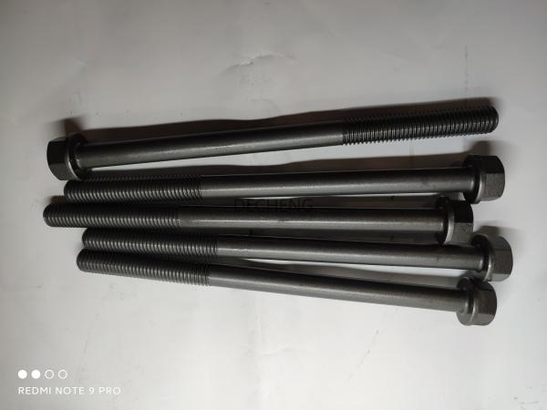 Engine Cylinder Head Bolt Set   12*130mm  6D107 for Cummins Engine Parts